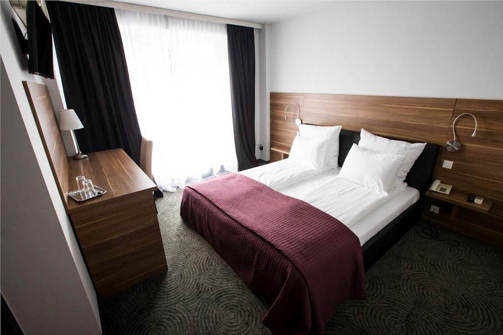 Hotel President Arad Ngoại thất bức ảnh