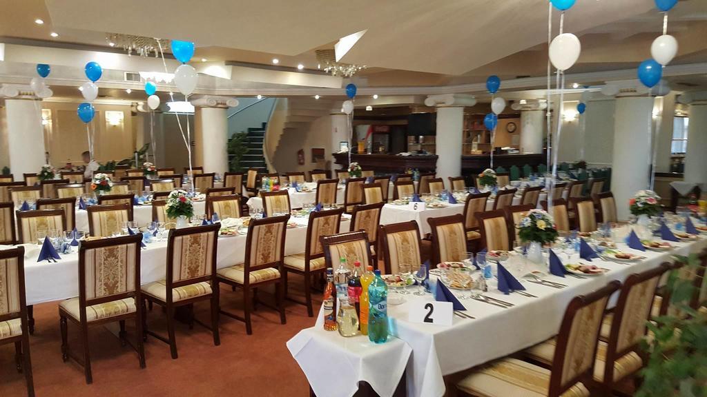 Hotel President Arad Ngoại thất bức ảnh