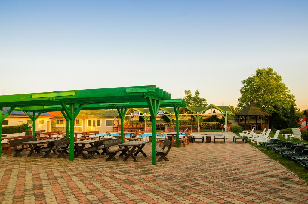 Hotel President Arad Ngoại thất bức ảnh