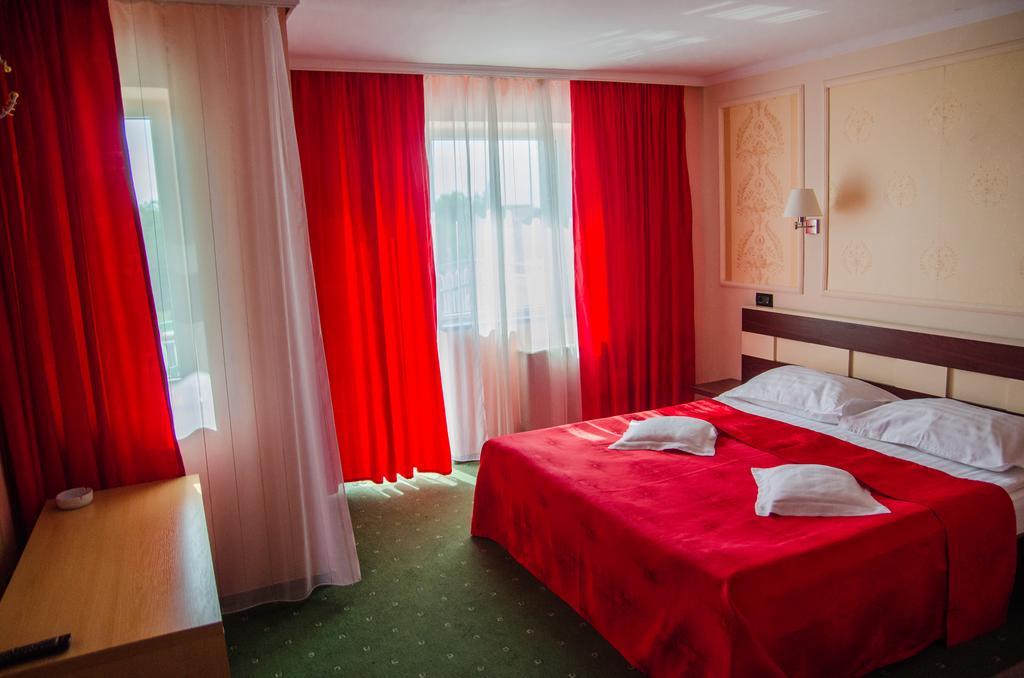 Hotel President Arad Ngoại thất bức ảnh